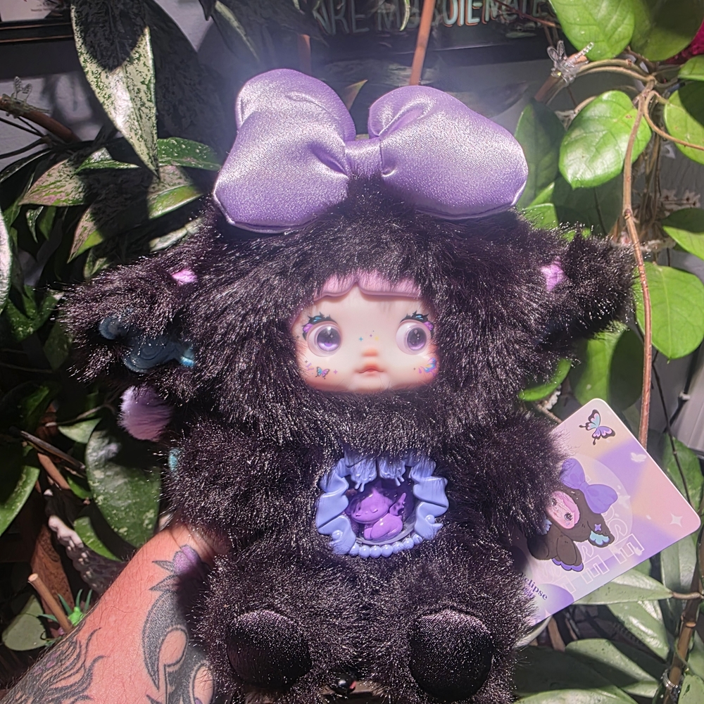 Nommi Fantasy "Eclipse" Plush Pendant - Picture 2 of 7